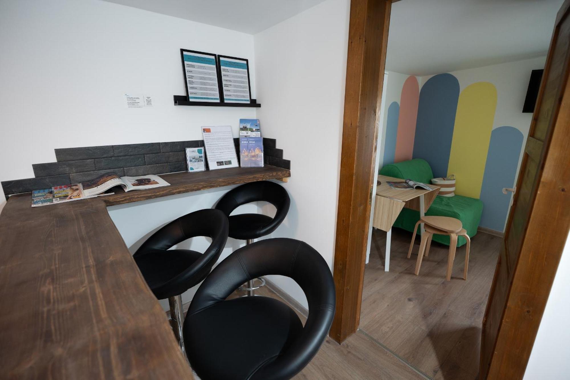 Family Garden Apartments With Free Private Parking & Playground Рига Екстер'єр фото
